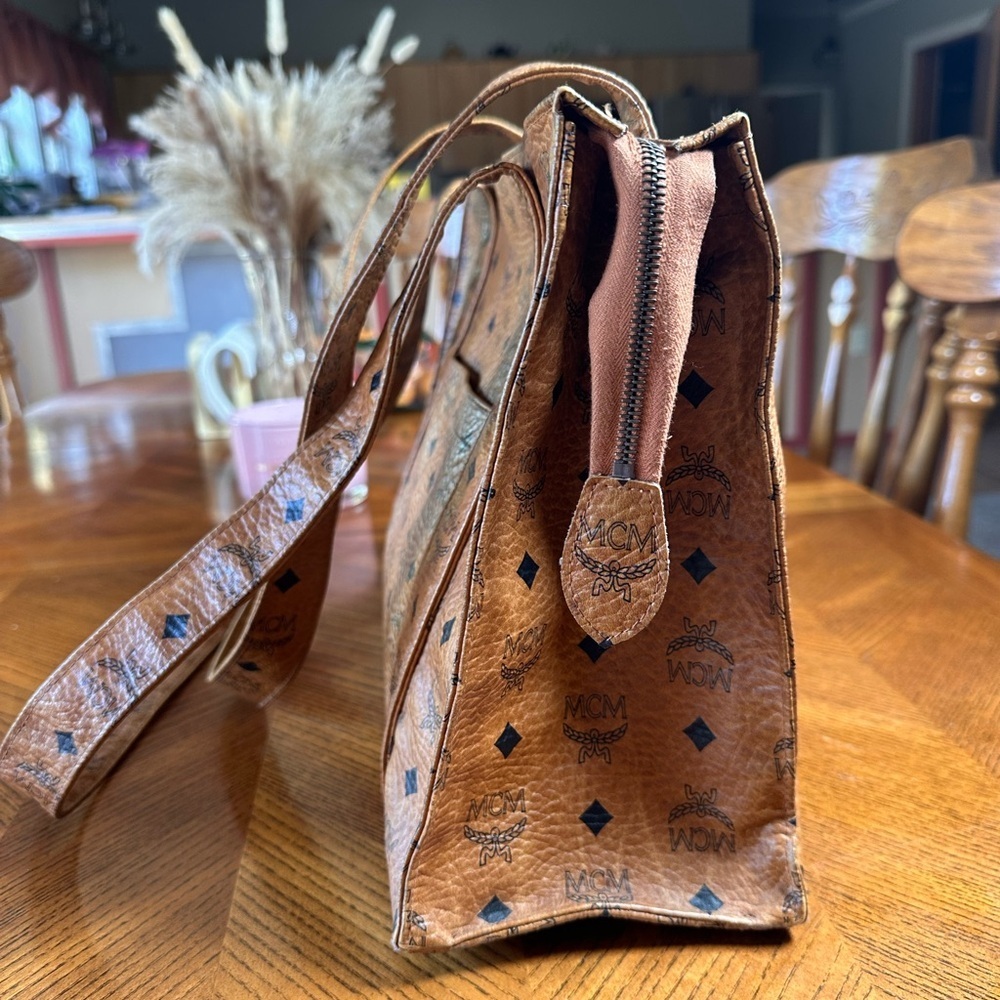 MCM Hand bag brown W/COA